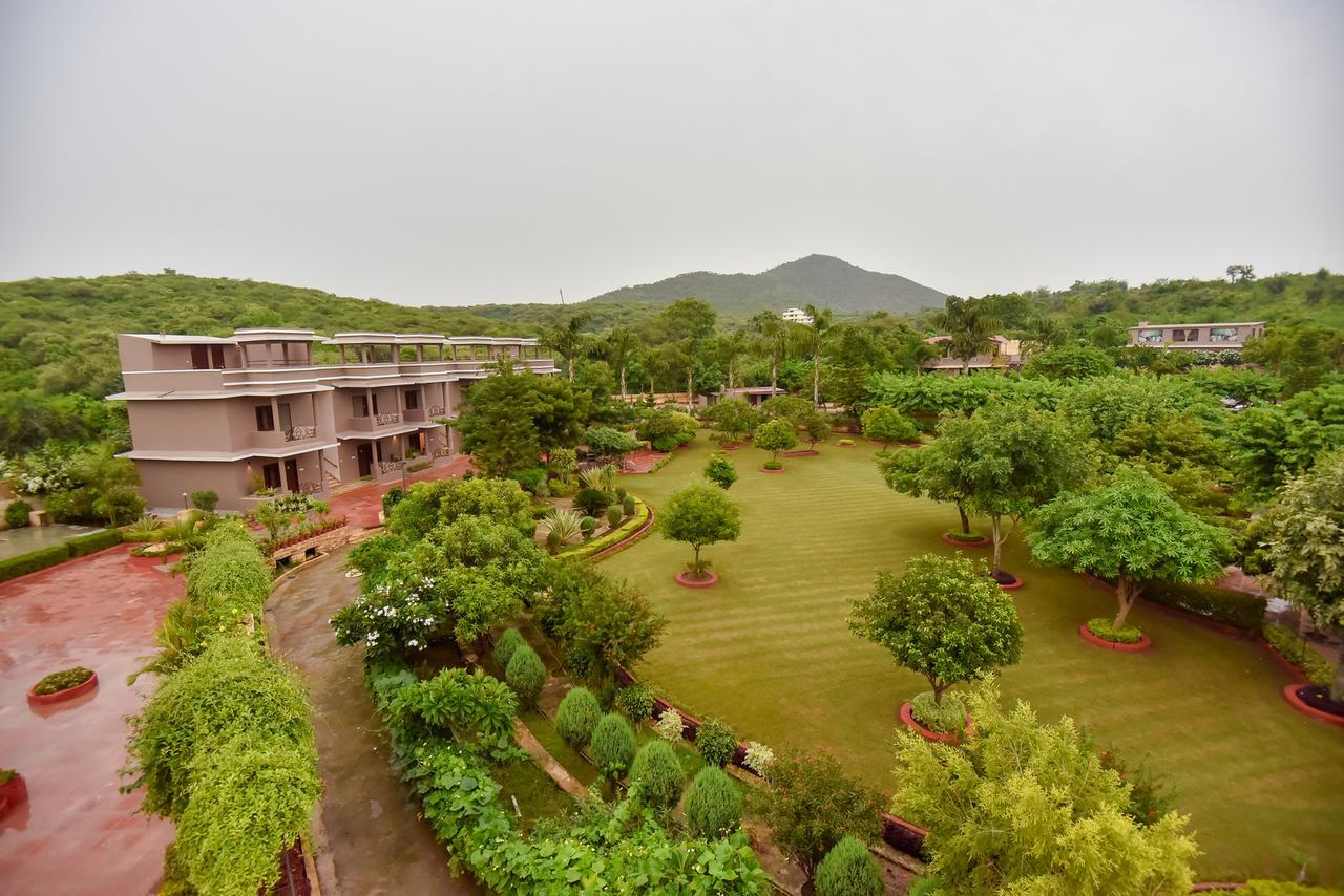 Araliayas Resort & Spa Удайпур Экстерьер фото